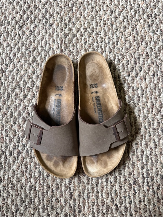 Birkenstock Shoes - Women’s Birkenstock sandals